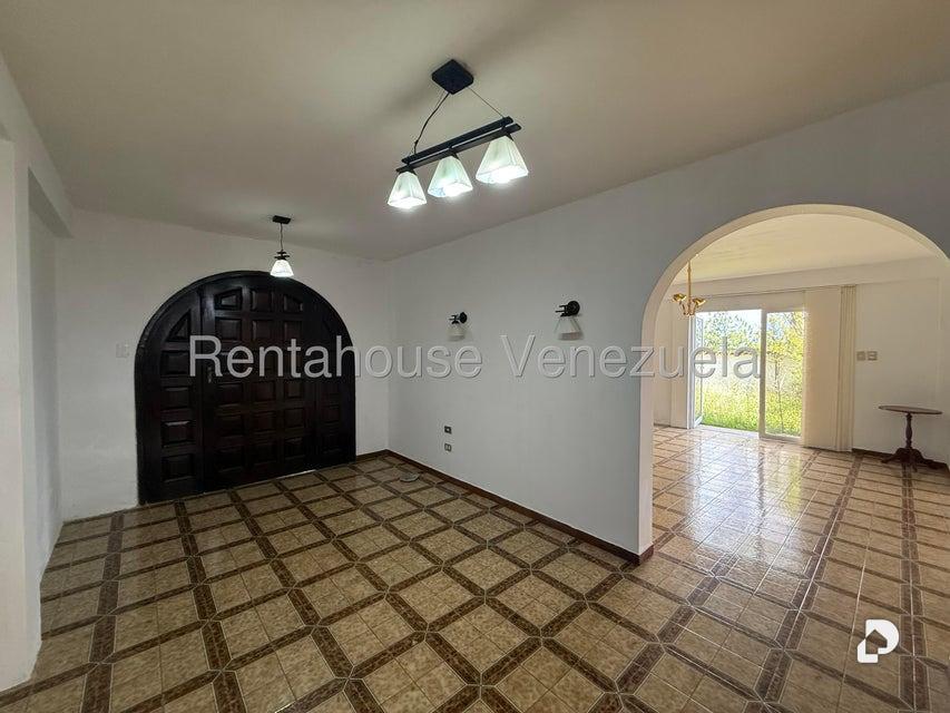 Casa en Alto Prado, Caracas – 4
