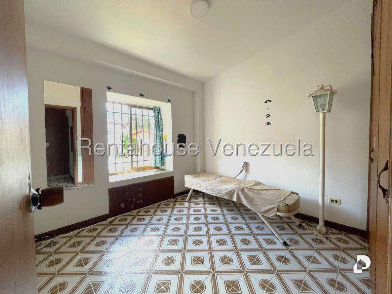 Casa en Los Naranjos (del Cafetal), Caracas – 27