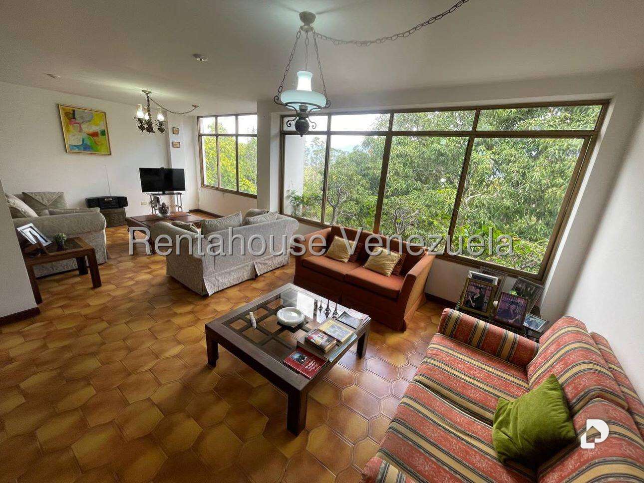 Casa en Los Naranjos (del Cafetal), Caracas – 12