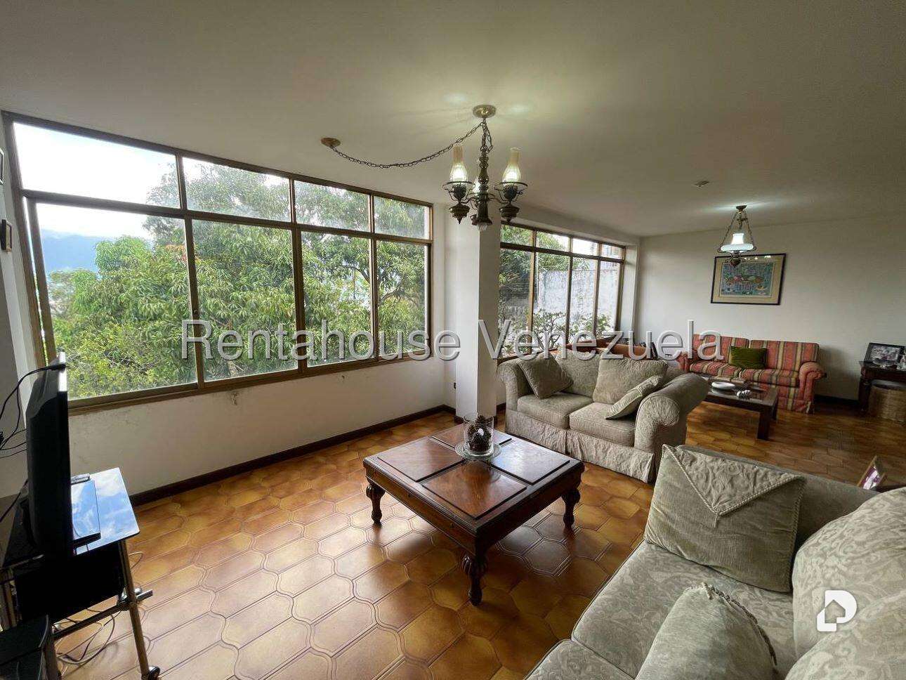 Casa en Los Naranjos (del Cafetal), Caracas – 13