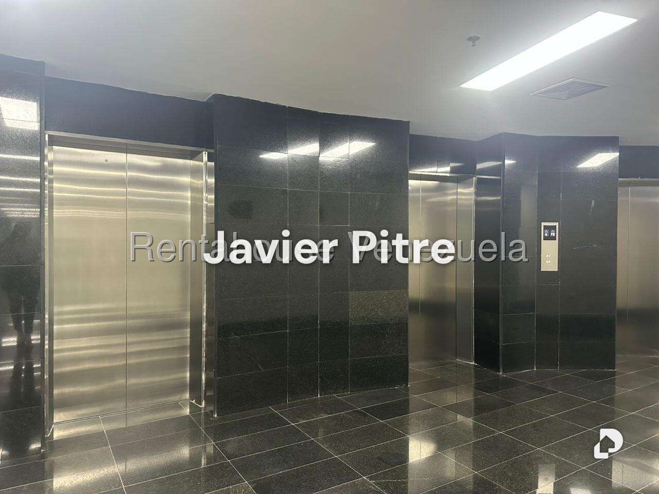 Oficina en Las Mercedes, Caracas – 1