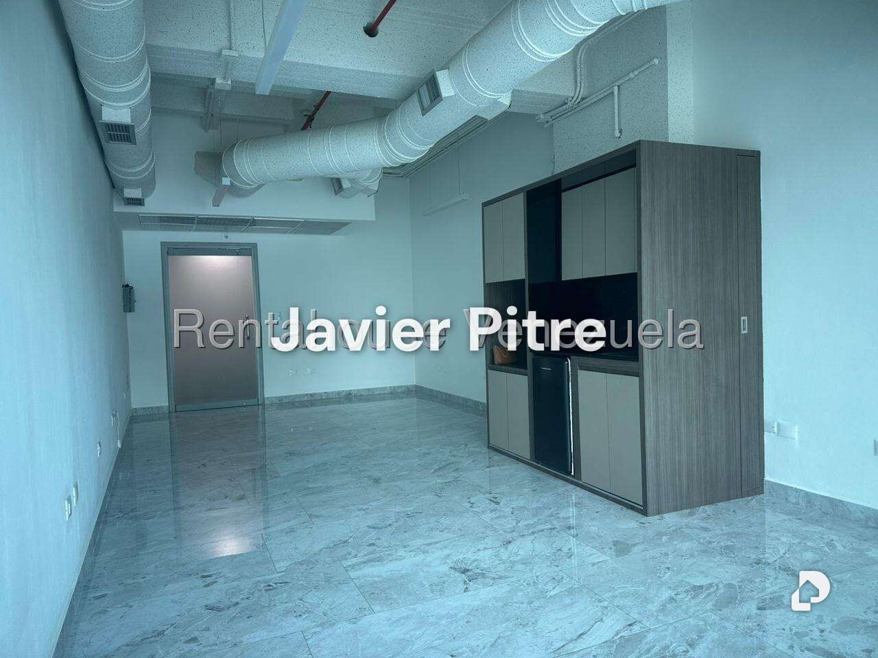Oficina en Las Mercedes, Caracas – 19