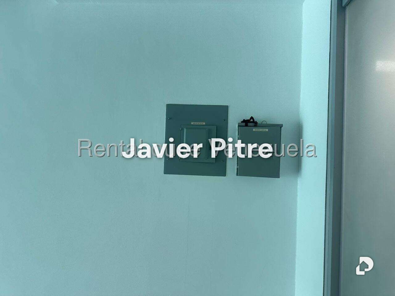 Oficina en Las Mercedes, Caracas – 8
