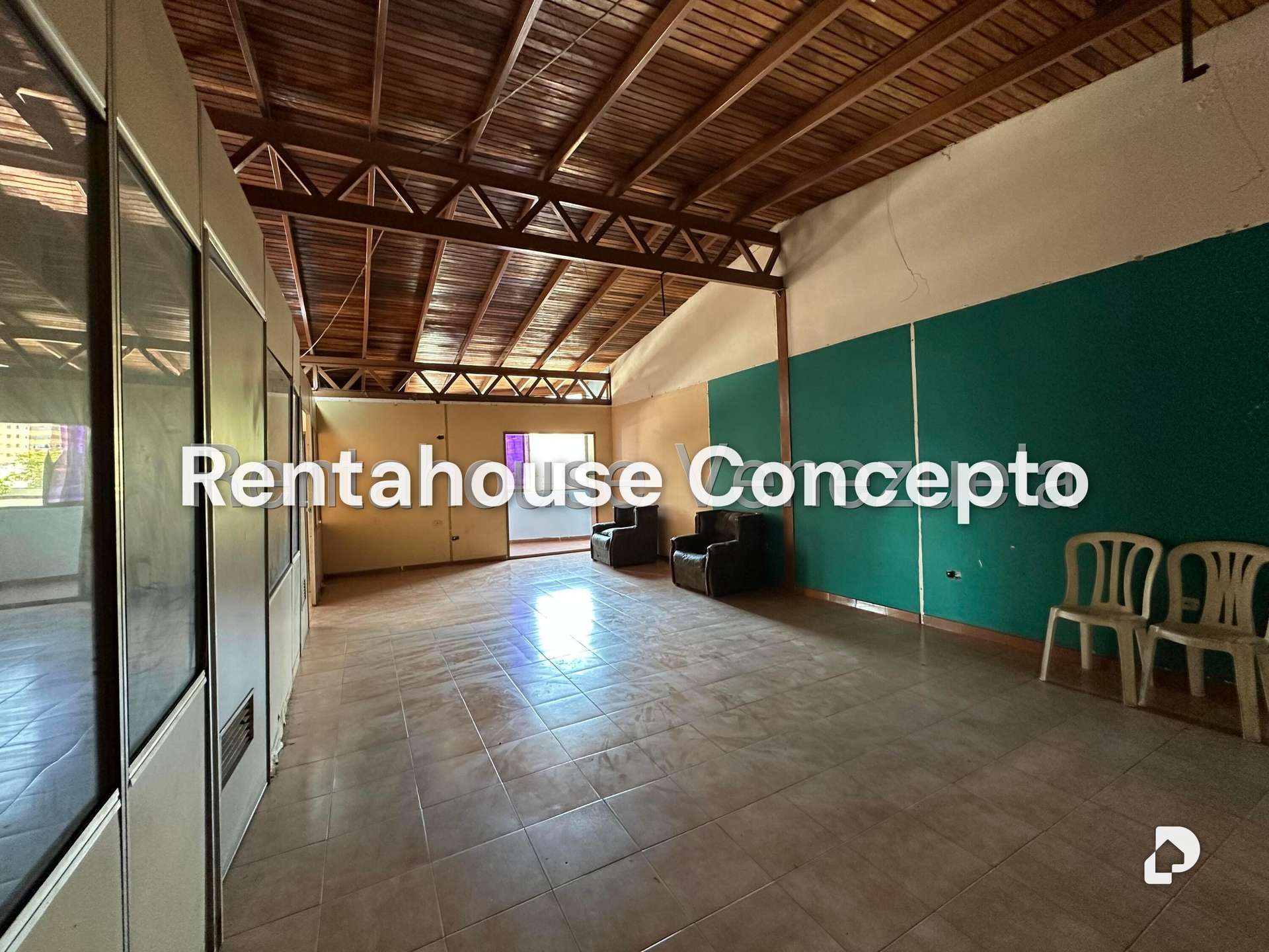 Edificio en Zona Centro, Maracay – 38