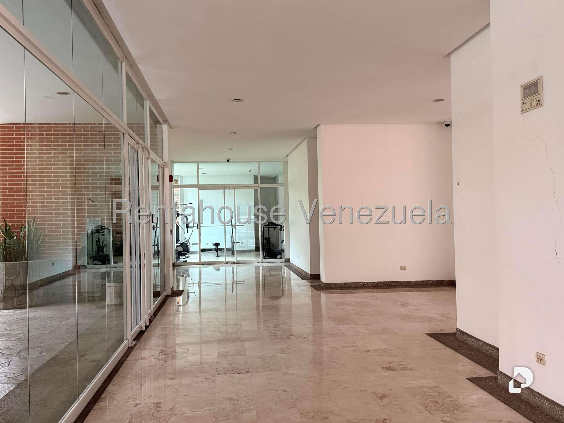 Apartamento en El Rosal, Caracas – 16