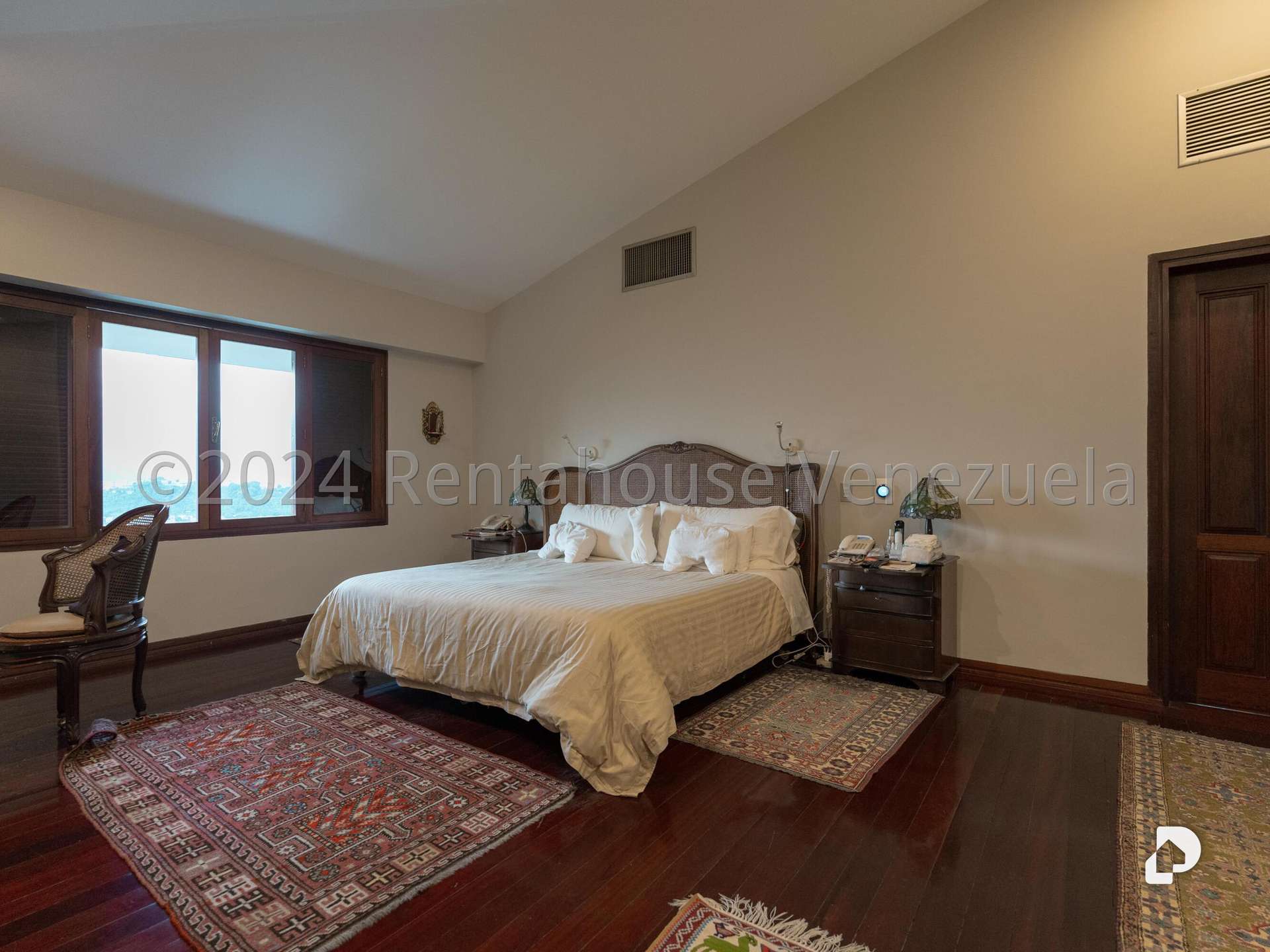 Casa en Cerro Verde, Caracas – 42