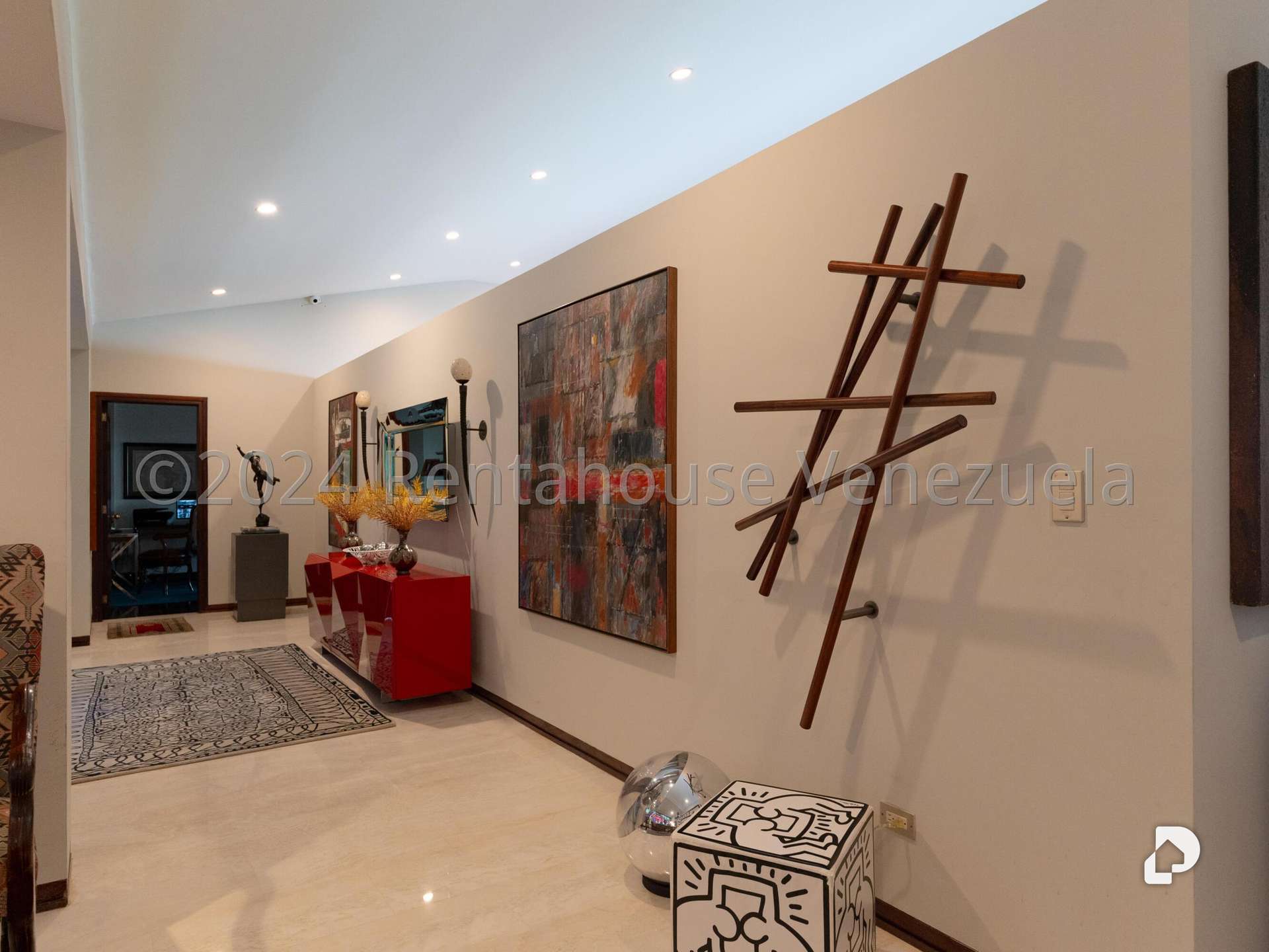 Casa en Cerro Verde, Caracas – 38