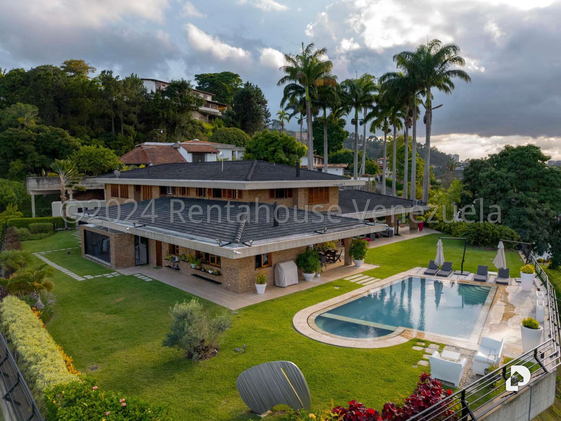 Casa en Cerro Verde, Caracas – 4