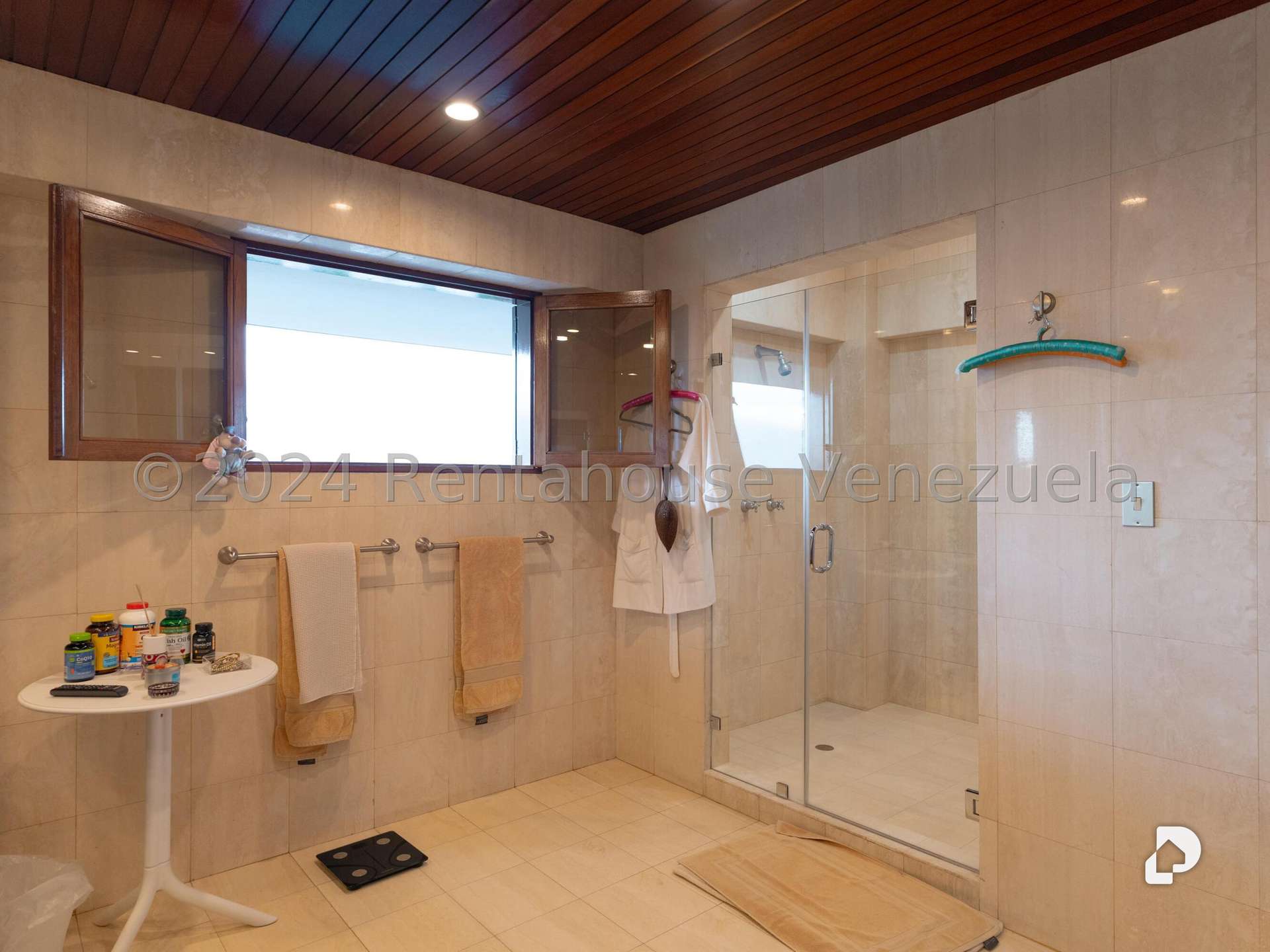 Casa en Cerro Verde, Caracas – 47