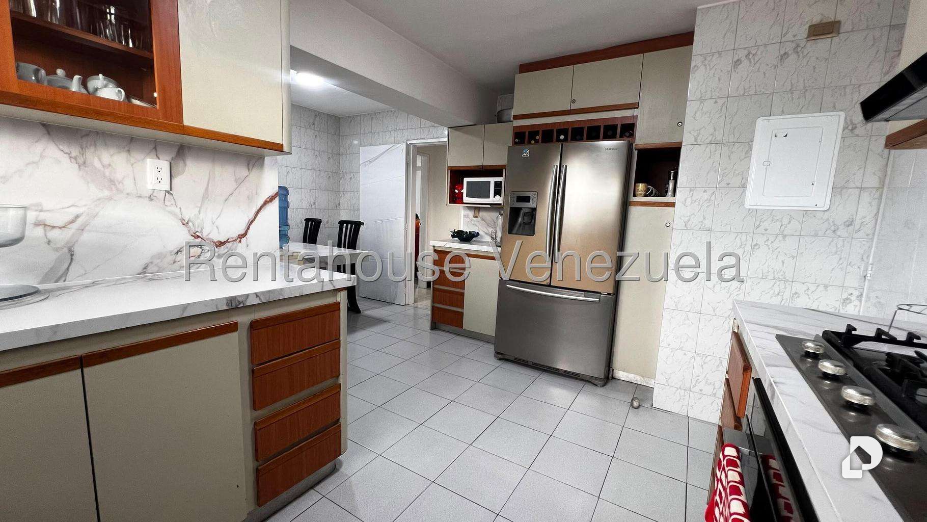 Apartamento en Guaicay, Caracas – 12