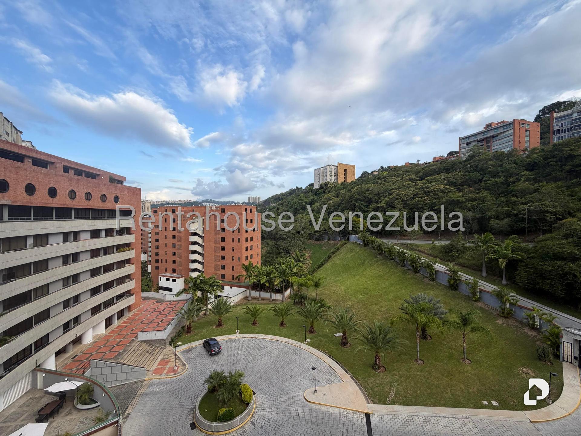 Apartamento en Lomas de La Alameda, Caracas – 2