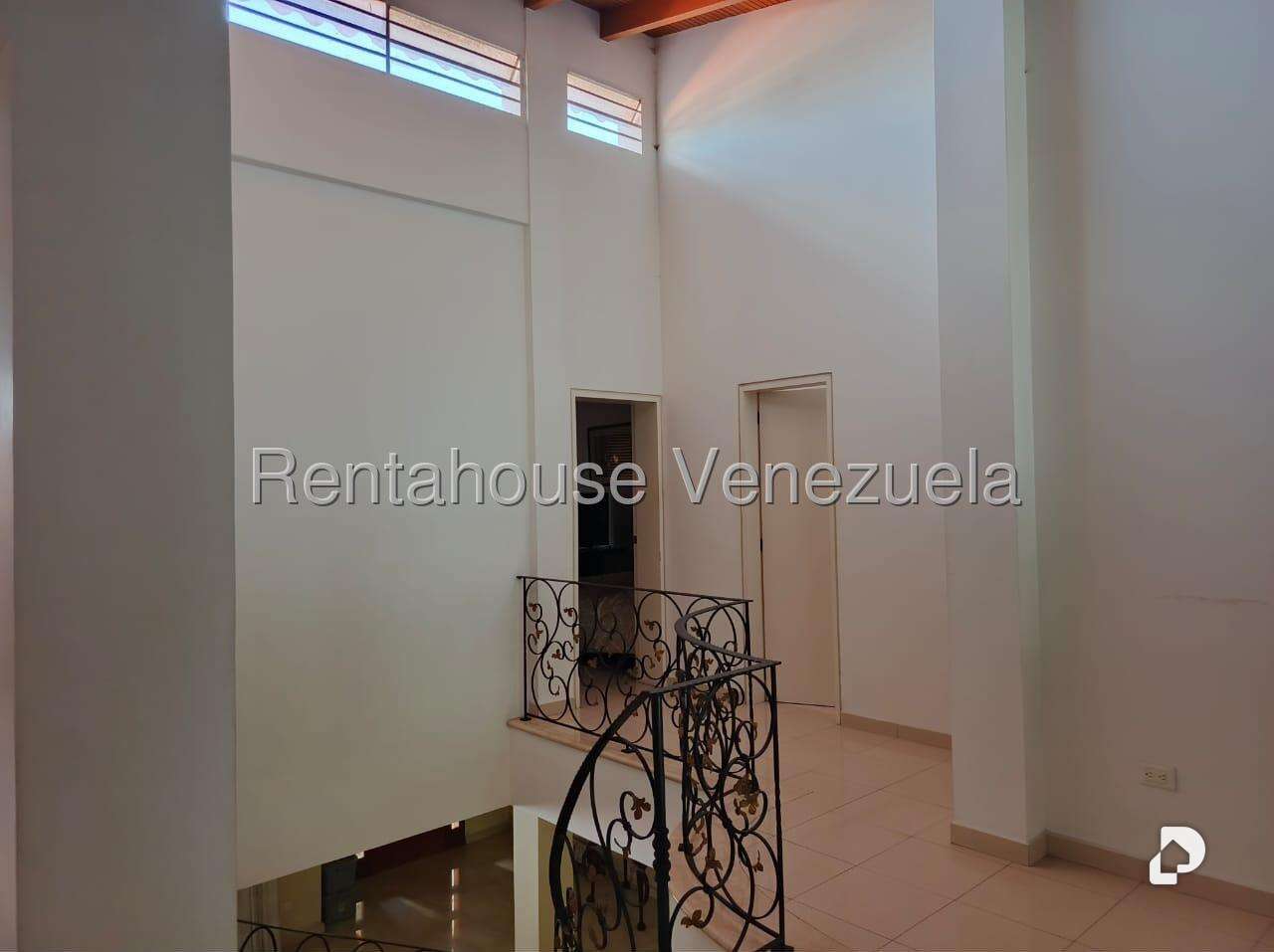 Casa en Colinas de Bello Monte, Caracas – 32