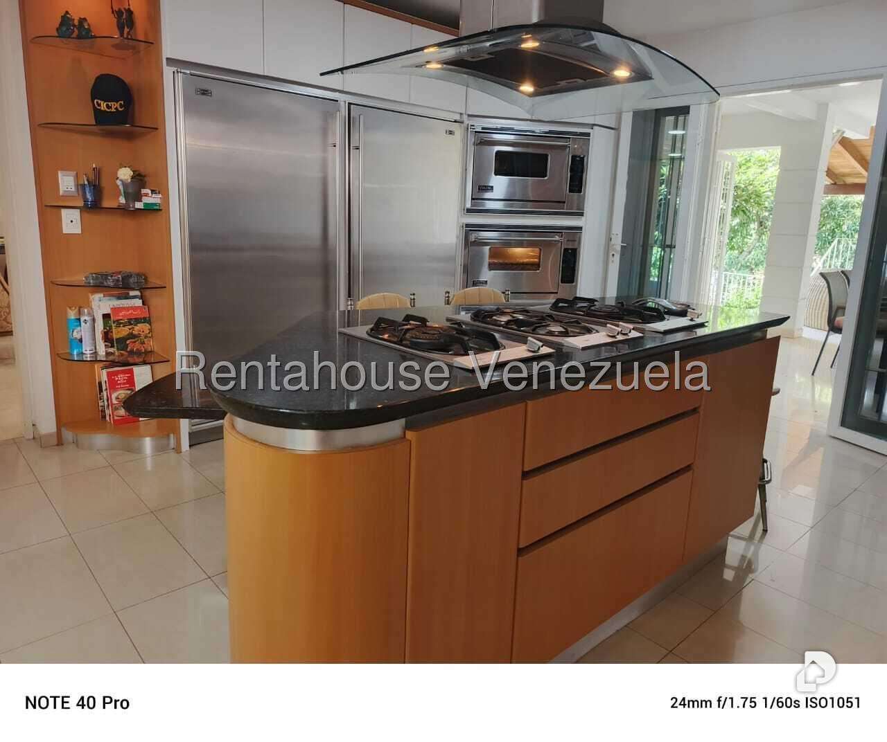 Casa en Colinas de Bello Monte, Caracas – 28