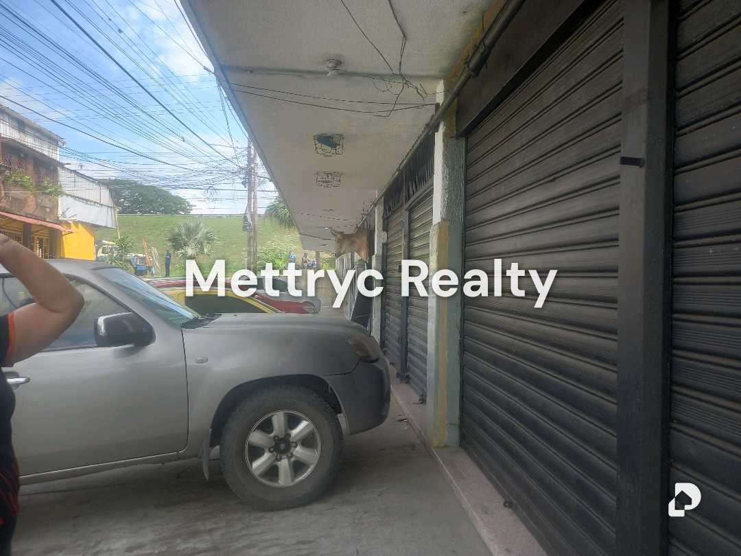 Local comercial en Casco Tocuyito, Valencia – 6
