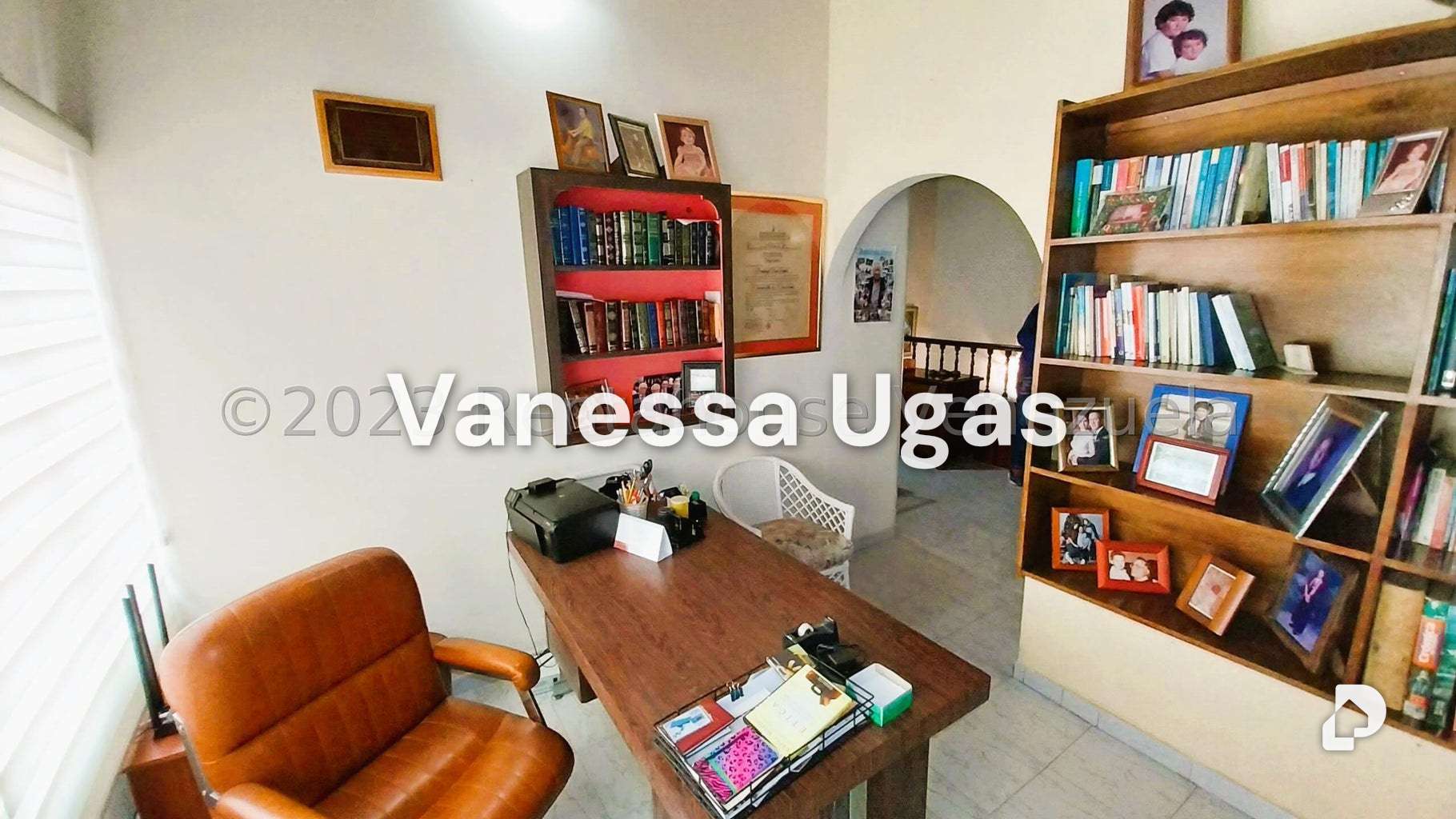 Casa en Alto Prado, Caracas – 16