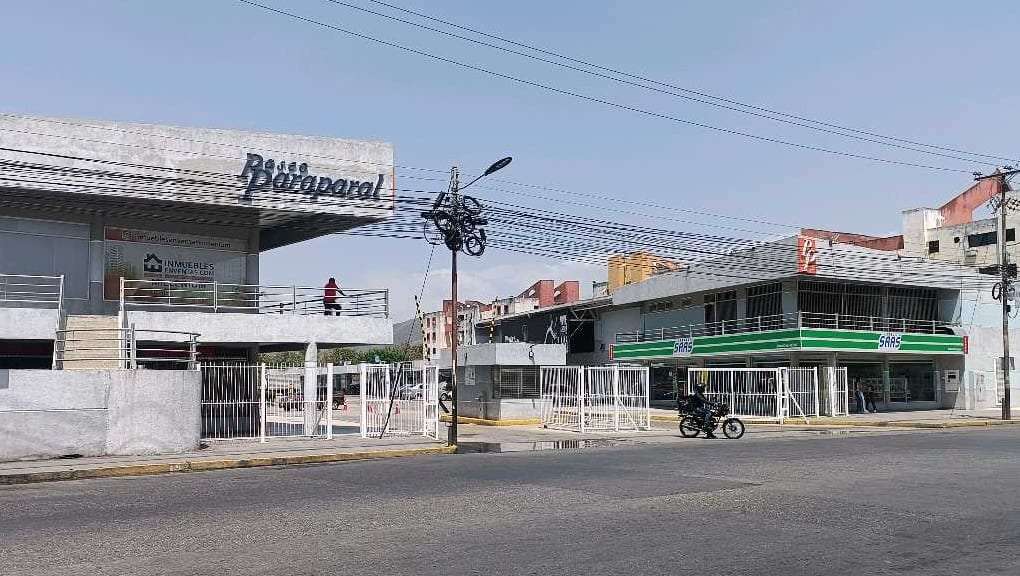 Local comercial en Paraparal, Valencia - 1