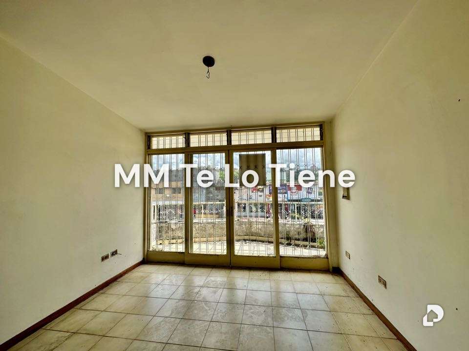 House in La Trinidad, Caracas – 12