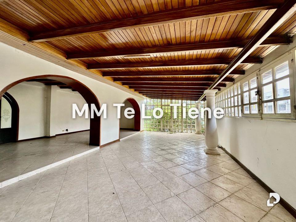 House in La Trinidad, Caracas – 2