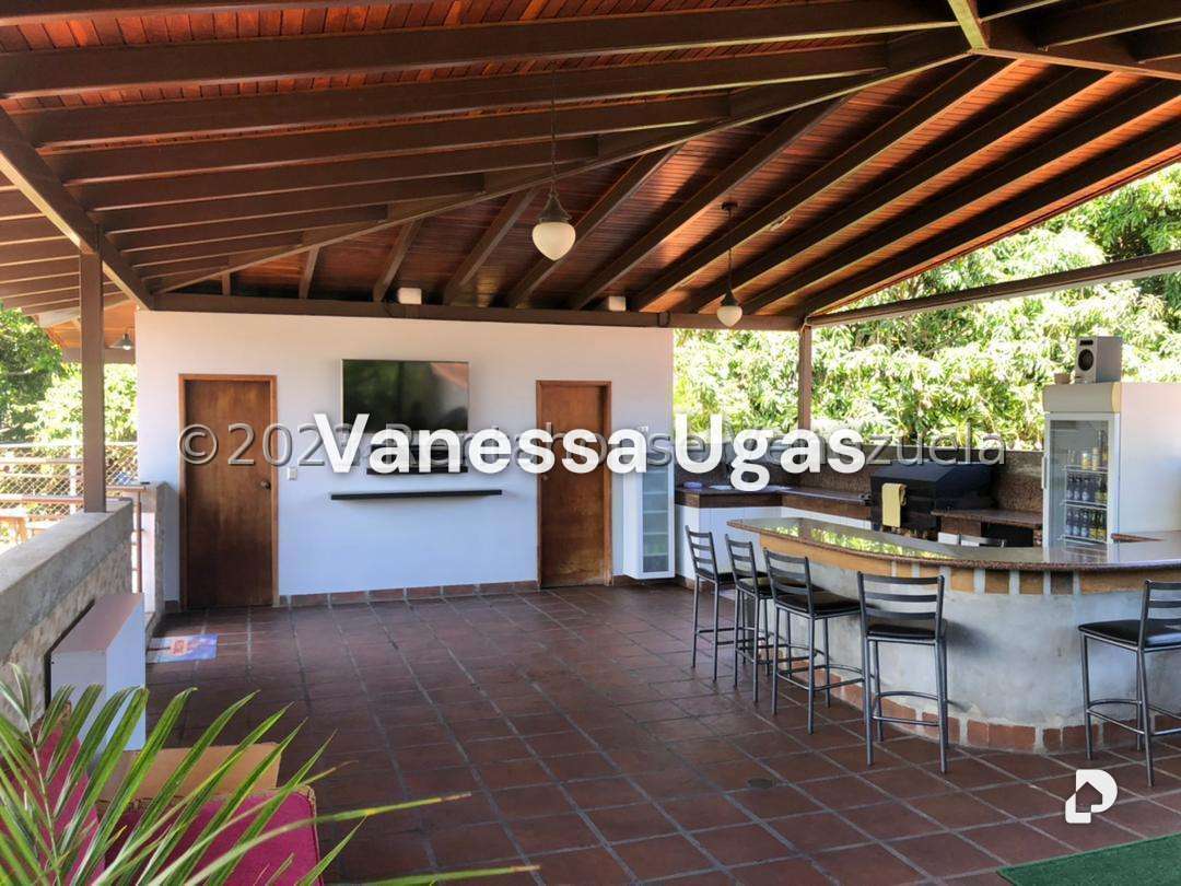 Casa en Prados Del Este, Caracas – 25