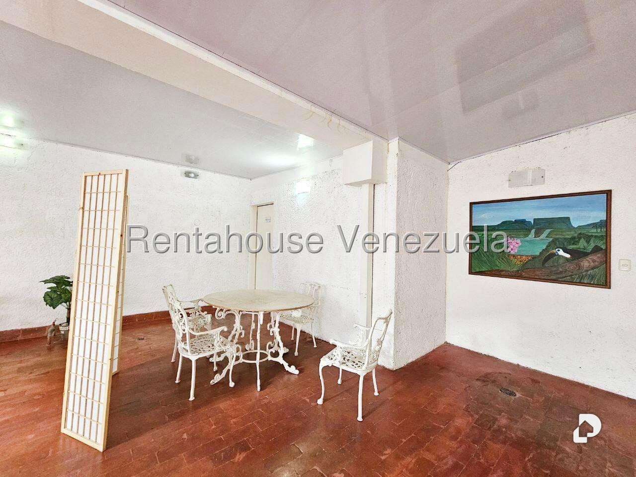 Local comercial en Los Chorros, Caracas – 15