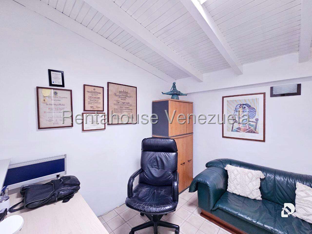 Local comercial en Los Chorros, Caracas – 24
