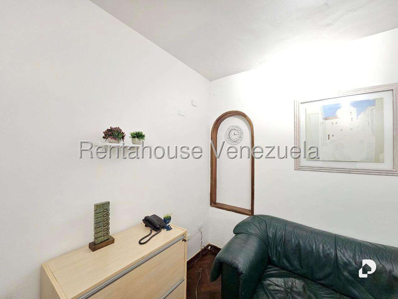 Local comercial en Los Chorros, Caracas – 25