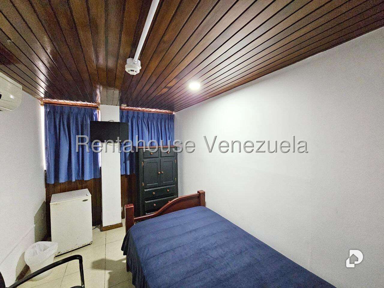 Local comercial en Los Chorros, Caracas – 29