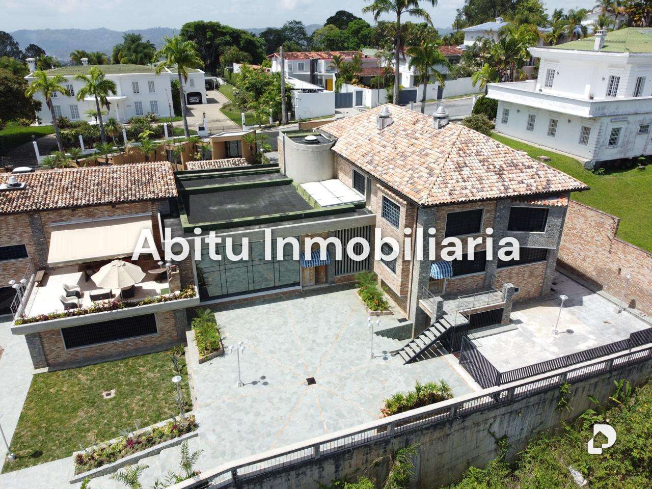 Casa en La Lagunita, Caracas – 27