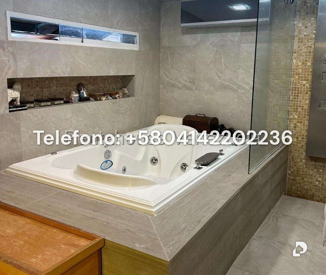 Casa en Macaracuay, Caracas – 17