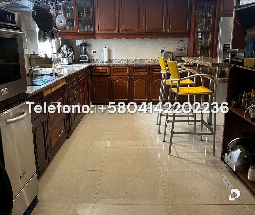 Casa en Macaracuay, Caracas – 24