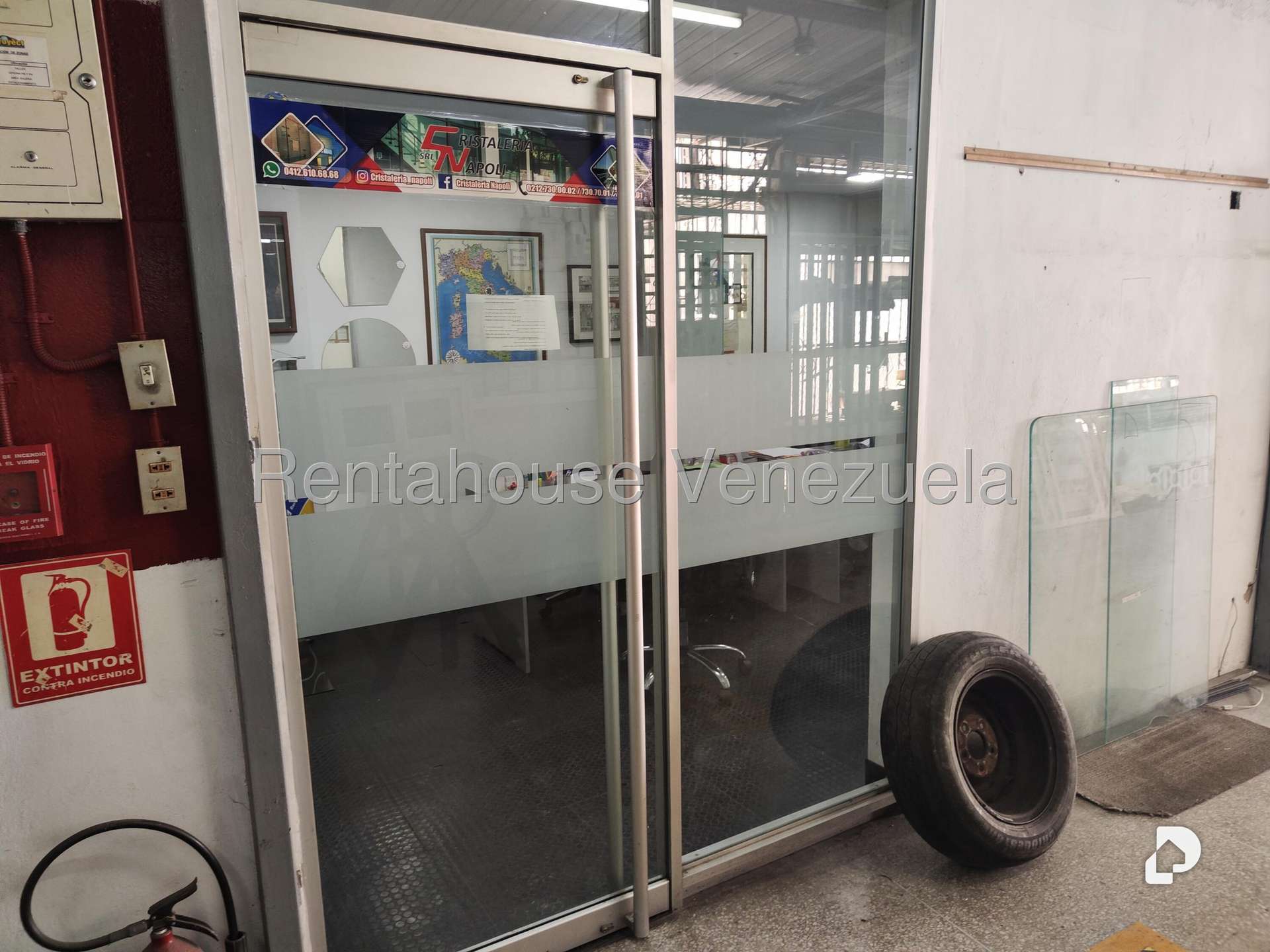 Local comercial en La Florida, Caracas – 6