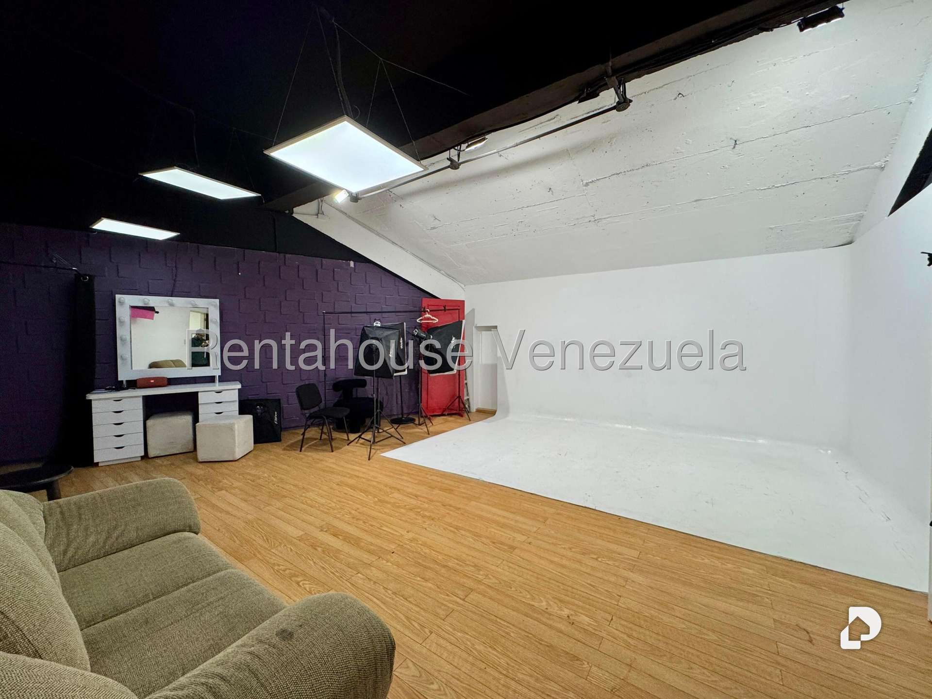 Oficina en Los Dos Caminos, Caracas – 6