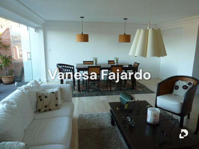 Apartamento en Lomas del Club Hípico, Caracas – 10