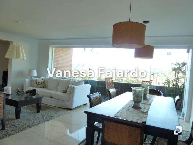 Apartamento en Lomas del Club Hípico, Caracas – 12