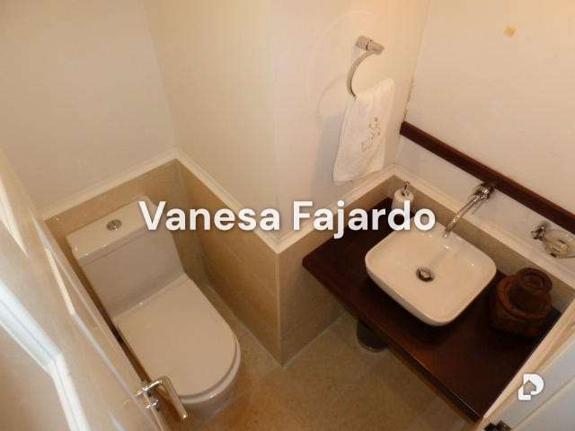 Apartamento en Lomas del Club Hípico, Caracas – 22