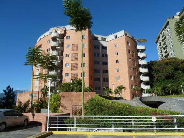 Apartamento en Lomas del Club Hípico, Caracas - 1