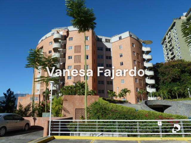 Apartamento en Lomas del Club Hípico, Caracas – 1