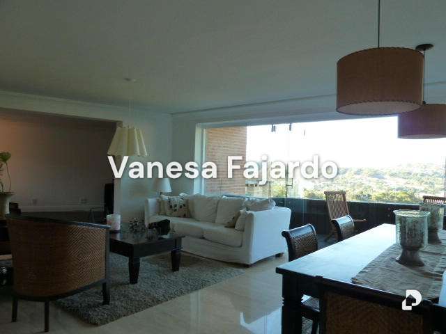 Apartamento en Lomas del Club Hípico, Caracas – 13