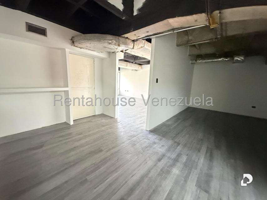 Oficina en Chuao, Caracas – 4