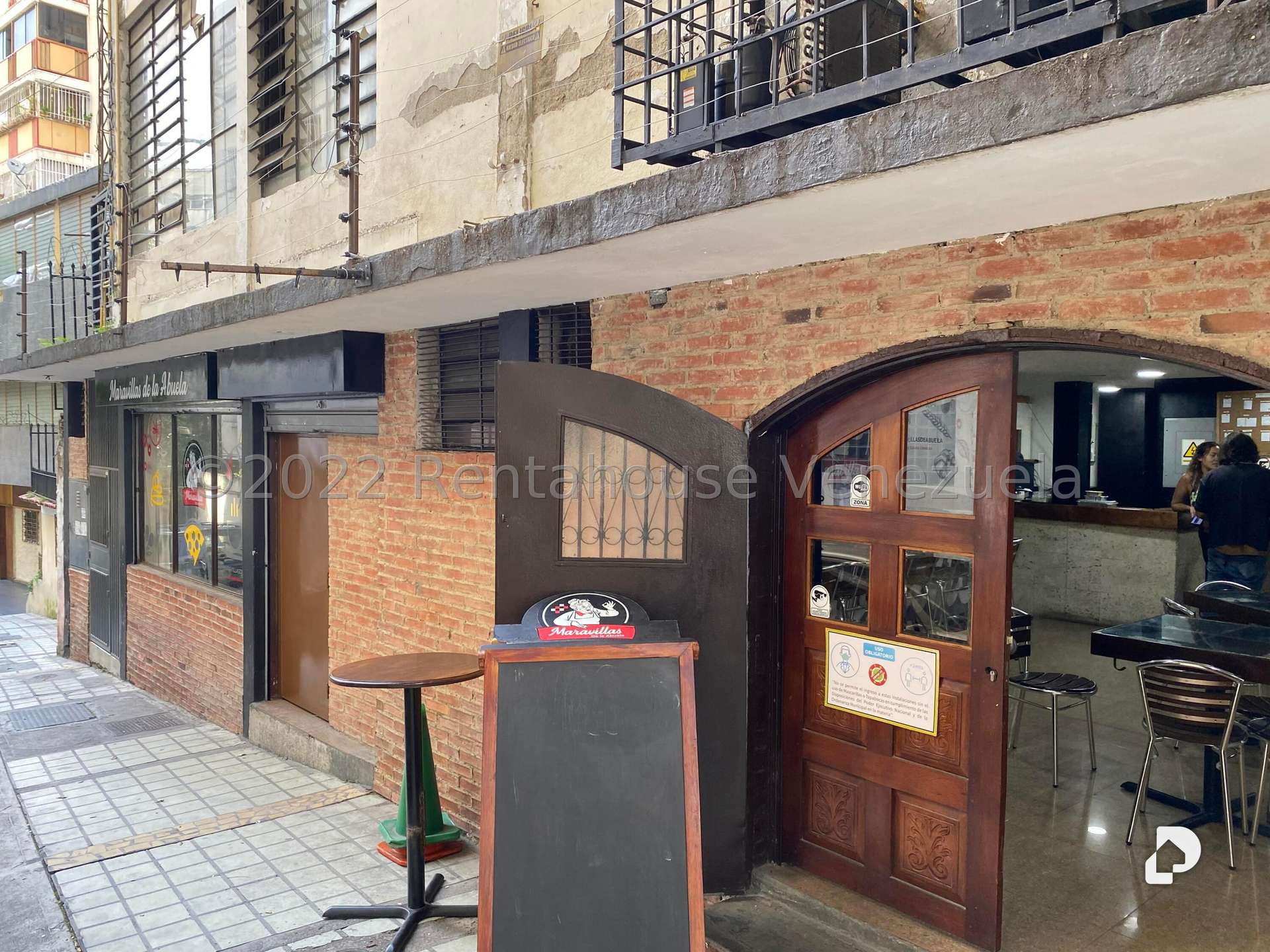 Local comercial en Parroquia La Candelaria, Caracas – 6