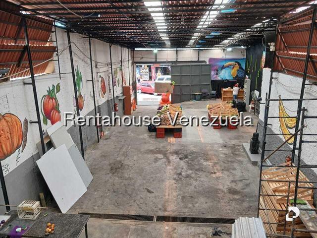 Local comercial en Parroquia La Candelaria, Caracas – 3