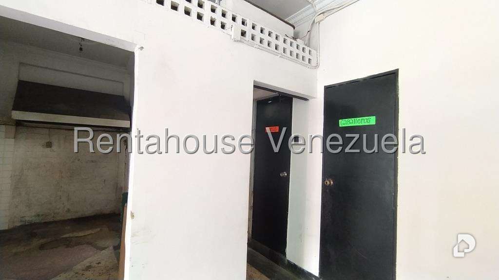 Local comercial en Prado de María, Caracas – 9