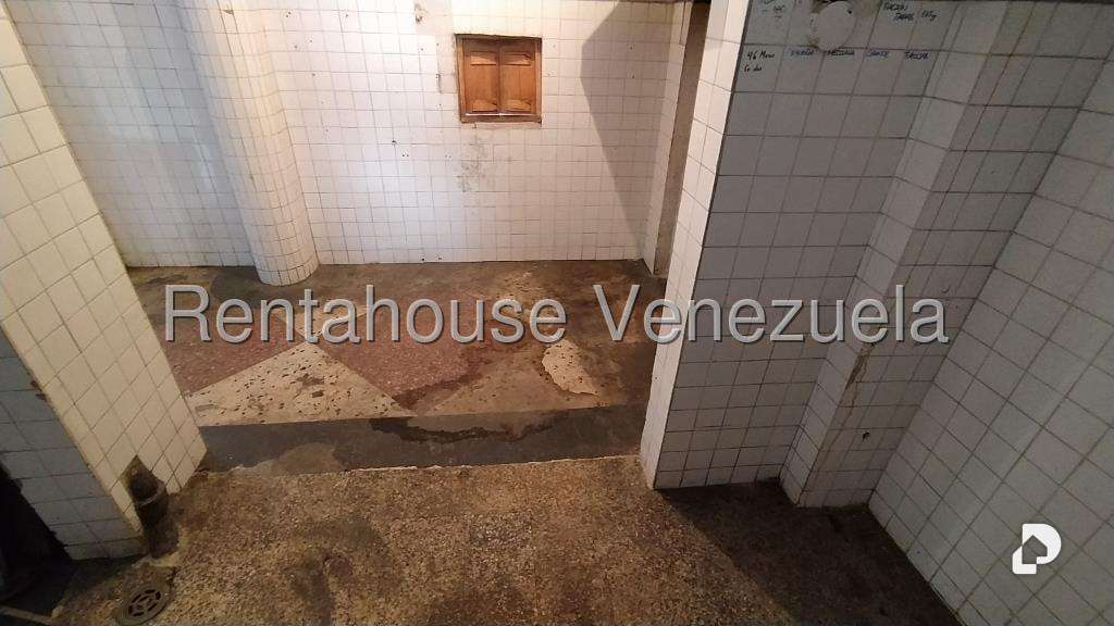 Local comercial en Prado de María, Caracas – 8