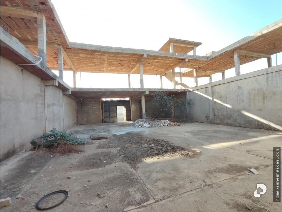 Edificio en Punto Fijo – 3