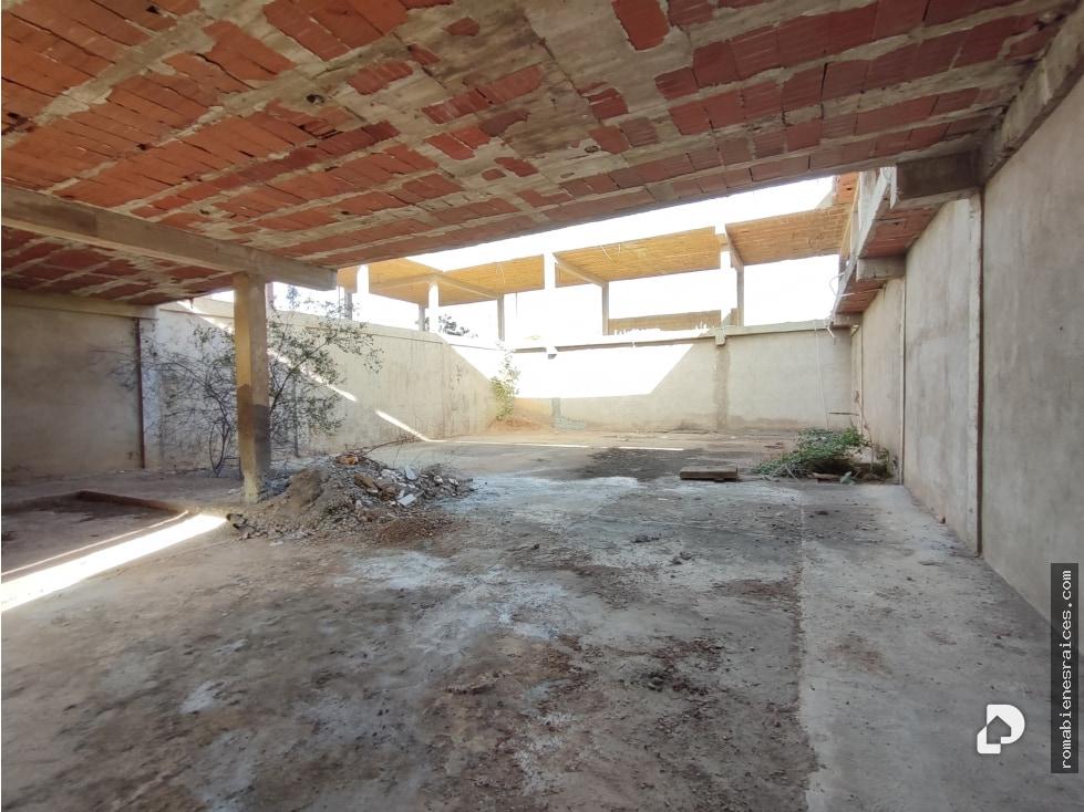 Edificio en Punto Fijo – 5