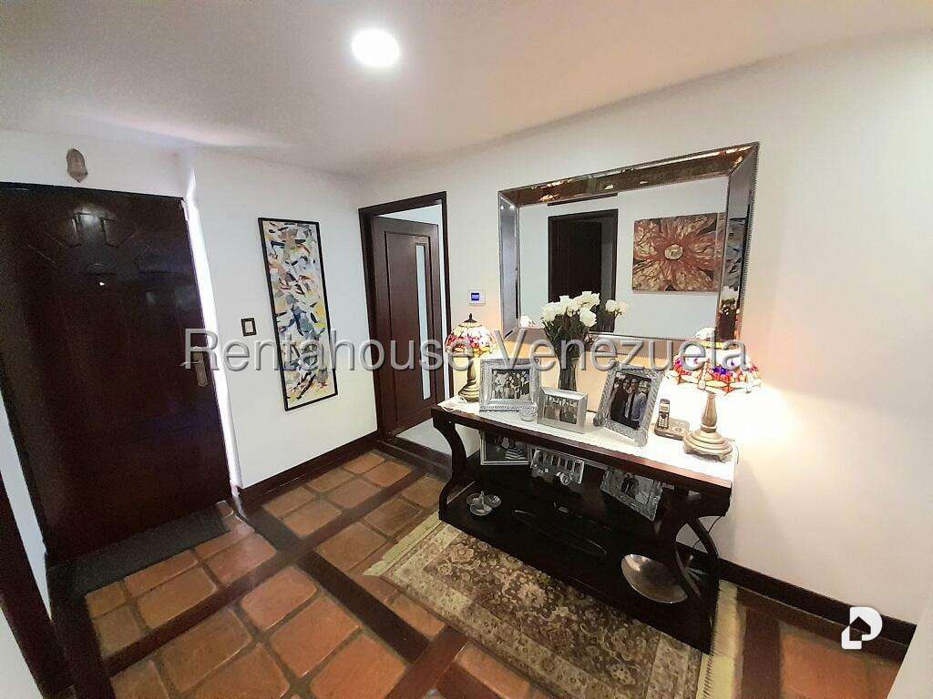 Casa en La Tahona, Caracas – 3