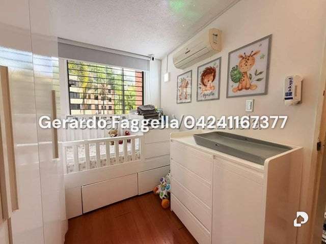 Apartamento en Los Naranjos Humboldt, Caracas – 10