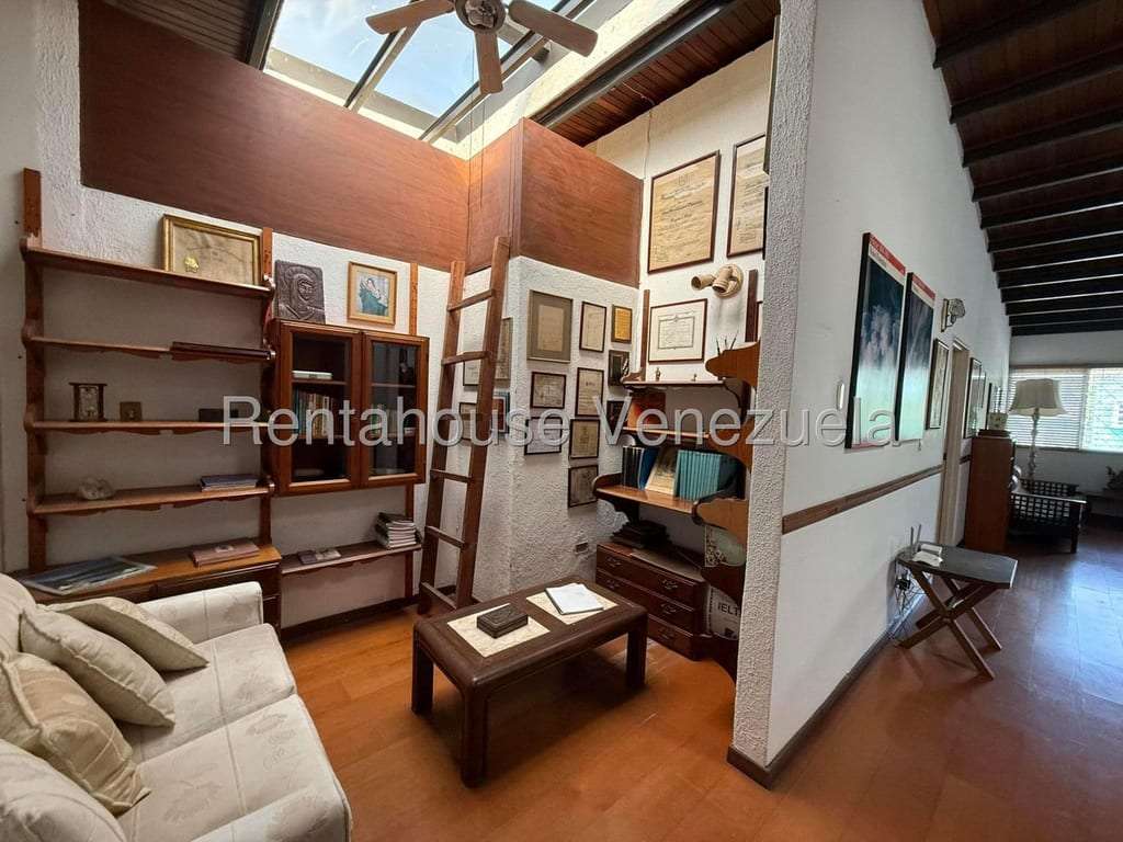 Townhouse en Santa Paula, Caracas