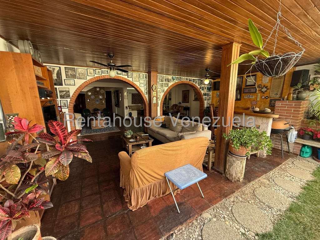 Townhouse en Santa Paula, Caracas