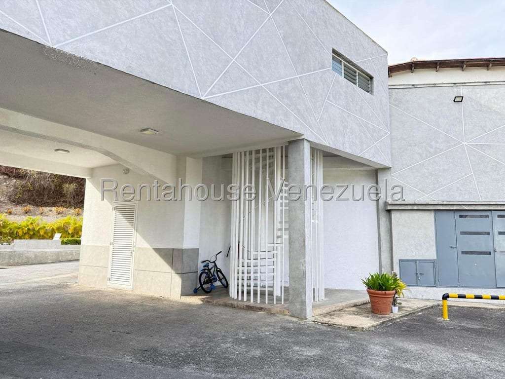 Townhouse en Santa Paula, Caracas